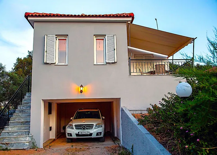 Romanos Beach Villas