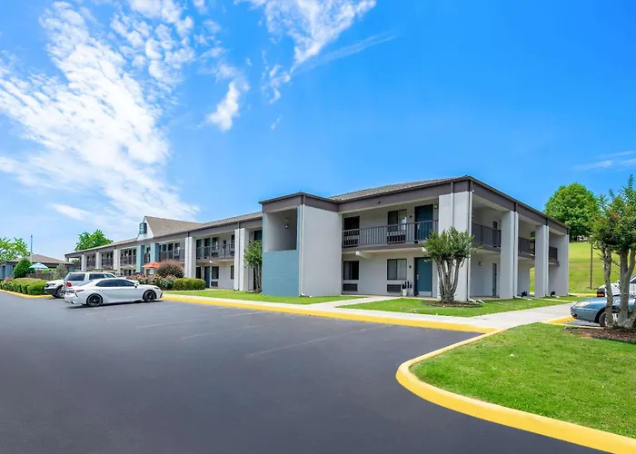 Quality Inn Pelham I-65 Exit 246