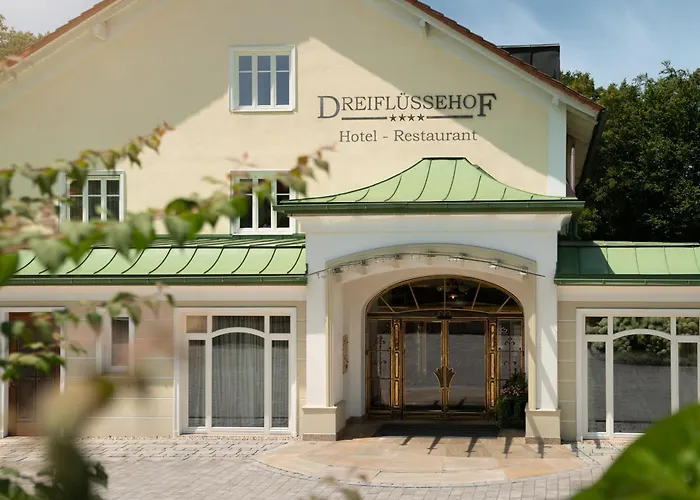 Hotel Dreifluessehof