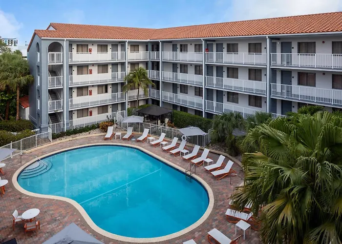 Holiday Inn & Suites Boca Raton - North