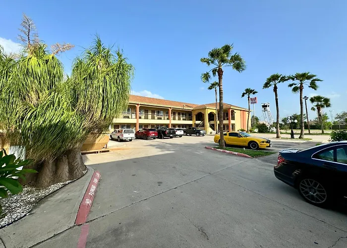 Texas Inn And Suites City Center At University Dr.