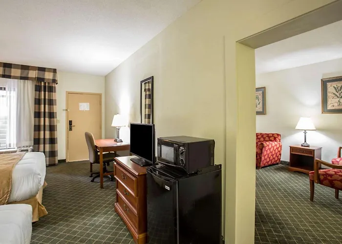Clarion Inn & Suites Aiken South