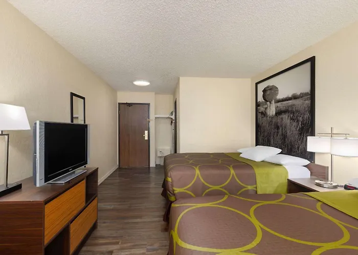 Super 8 By Wyndham