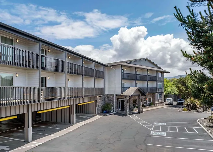 Comfort Inn & Suites Lincoln City