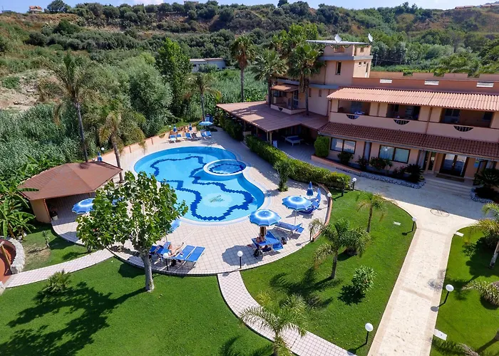 Hotel Villaggio Old River
