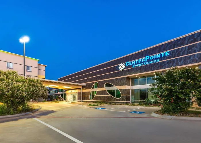 Days Inn & Suites By Wyndham Lubbock Medical Center