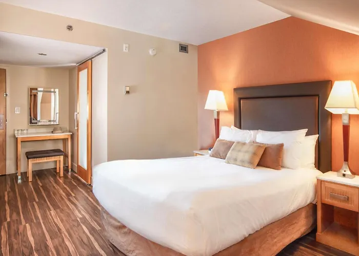 Coast Hillcrest Hotel