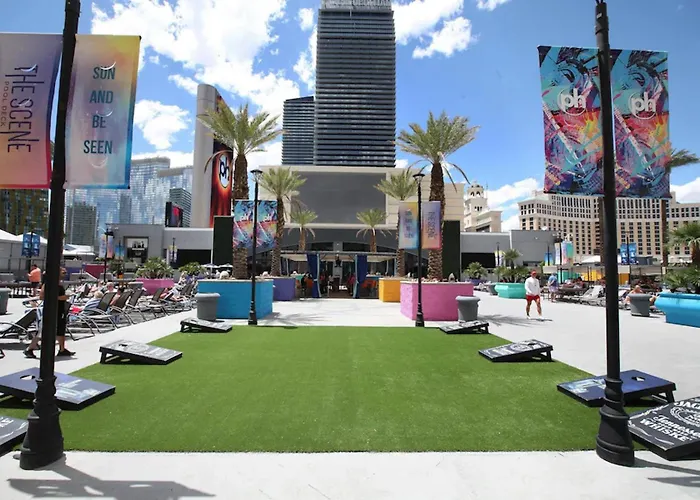 Planet Hollywood Resort & Casino By Suiteness