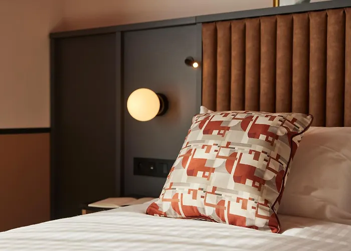 Le Parchamp, a Tribute Portfolio Hotel, Paris Boulogne