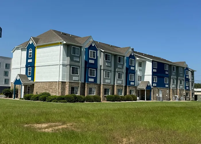 Albertville Dog Friendly Hotels