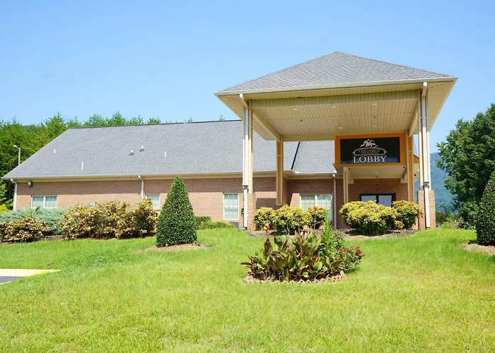 Columbus Inn And Suites