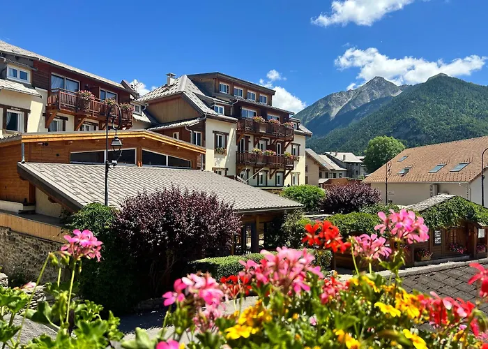 Logis Hôtel Les Autanes&Spa