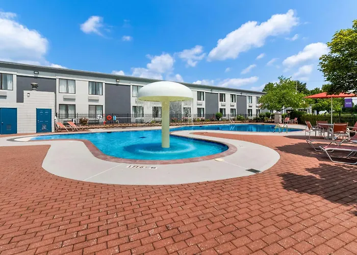 Spark By Hilton Hummelstown Hershey