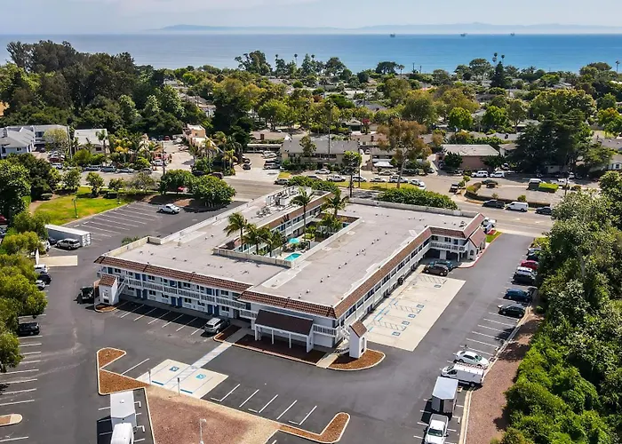 Carpinteria Dog Friendly Hotels
