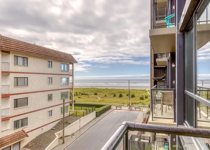 Sand And Sea Condos