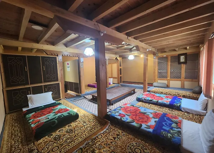 Passu Cones Hotel