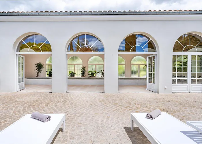 Aparthotel Secret d'Uzès - Le Loft - Avec piscine chauffée