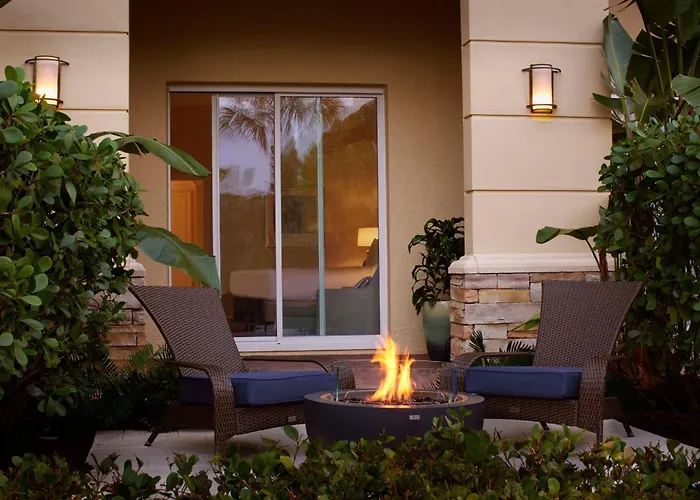 Ritz-Carlton Naples, Tiburon