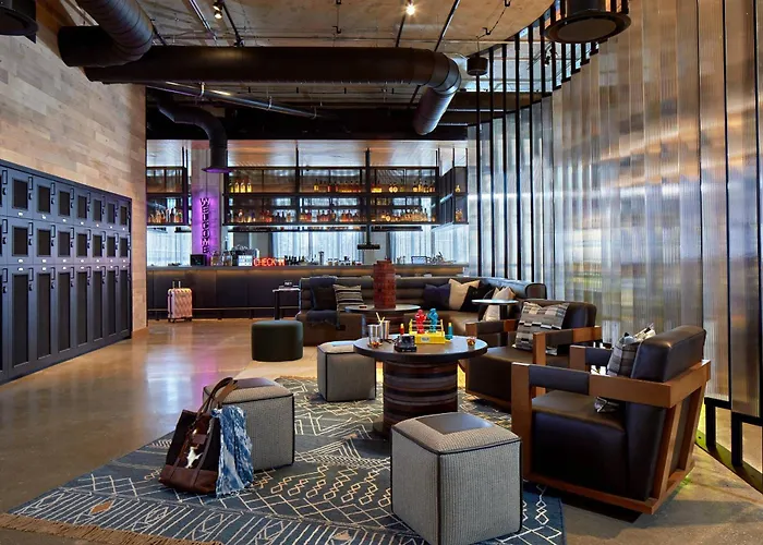 Moxy Short North