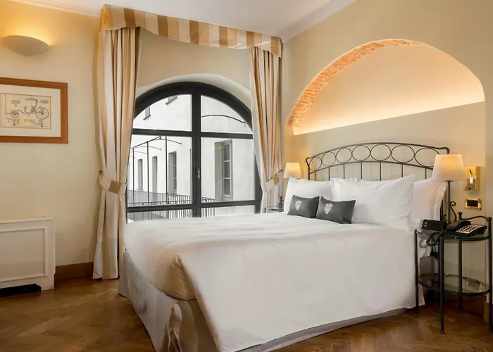 Grand Hotel Villa Torretta, Curio Collection by Hilton Sesto San Giovanni
