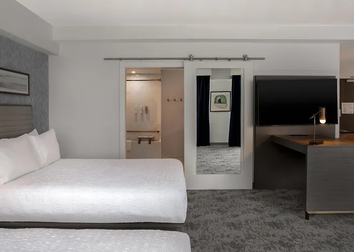 Hampton Inn By Hilton Winnipeg Downtown