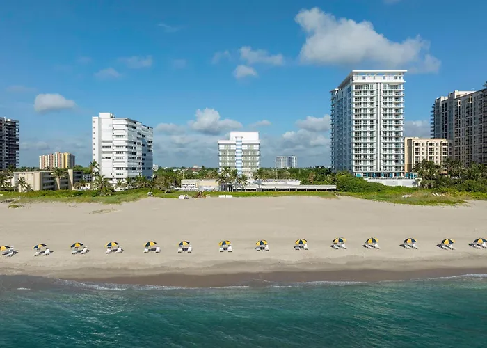 The Singer Oceanfront Resort, Curio Collection By Hilton