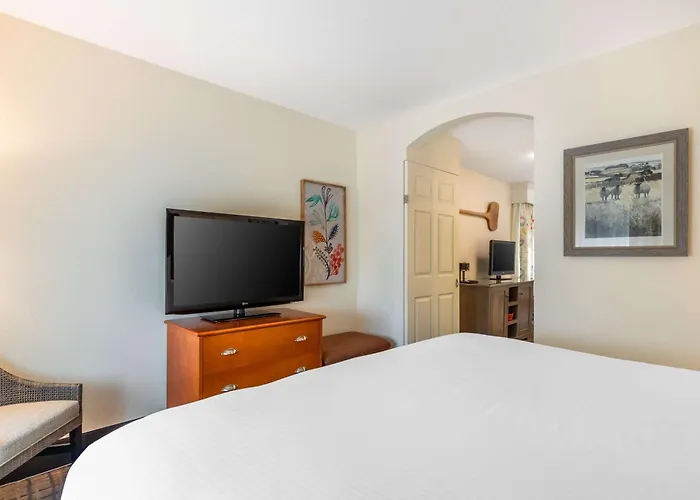 Best Western Plus University Park Inn & Suites Ames