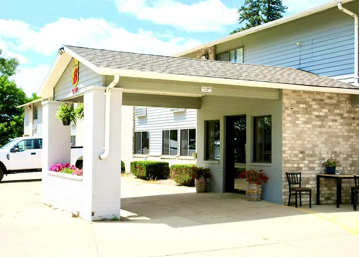 Super 8 By Wyndham