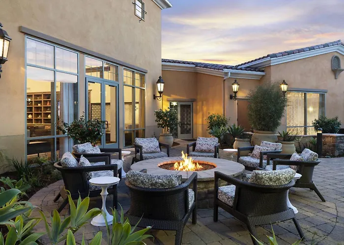 Courtyard By Marriott Santa Barbara Goleta Hotel