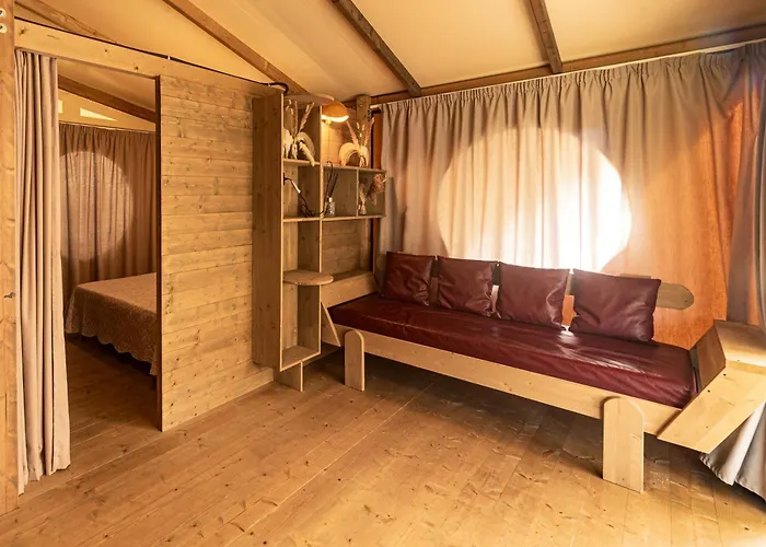 Delle Rose Camping & Glamping Village Isolabona