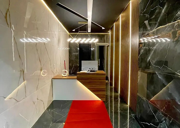 Hotel Ellus Palace