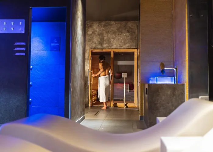 Hi s - Wellness & Spa Adults Only