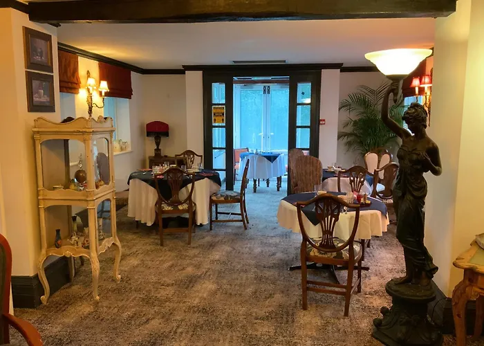 The White House Hotel Sennybridge