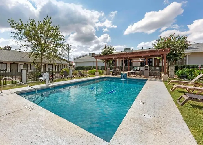 Best Western Post Oak Inn