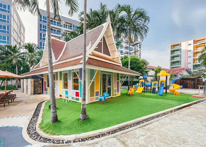 Heeton Concept Hotel Pattaya By Compass Hospitality