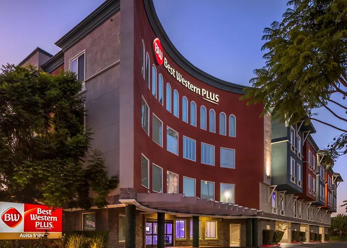Best Western Plus Avita Suites