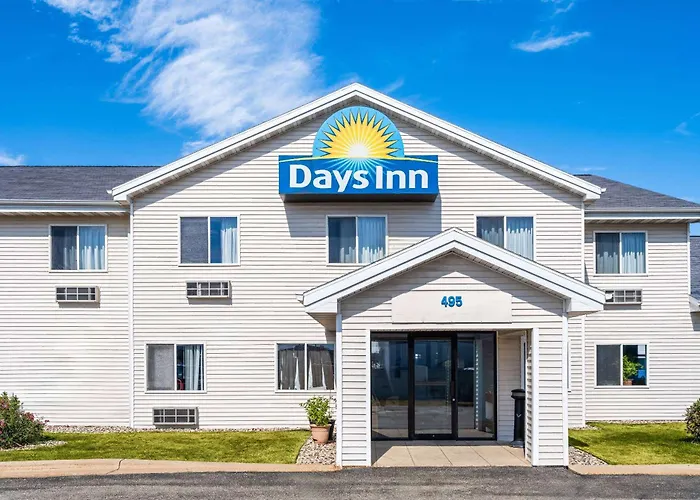 Days Inn By Wyndham Neenah