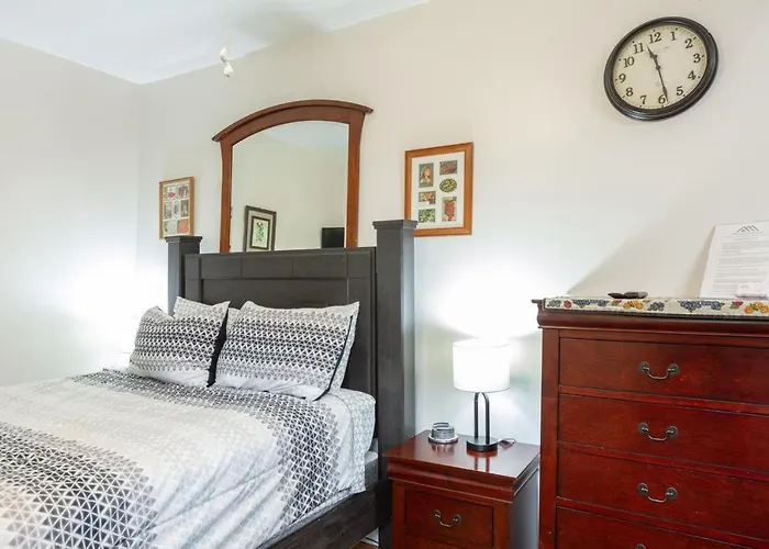 Micosta Leisure Inn Hudson