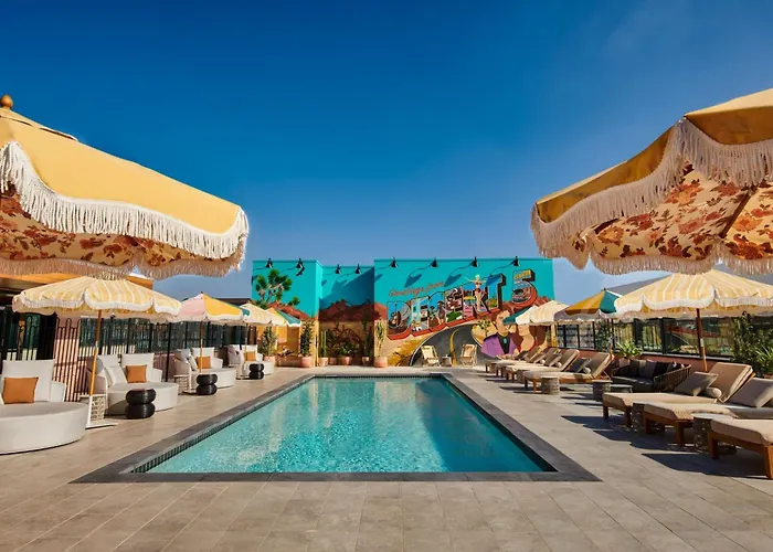 Hollywood Volume, A Tribute Portfolio Hotel