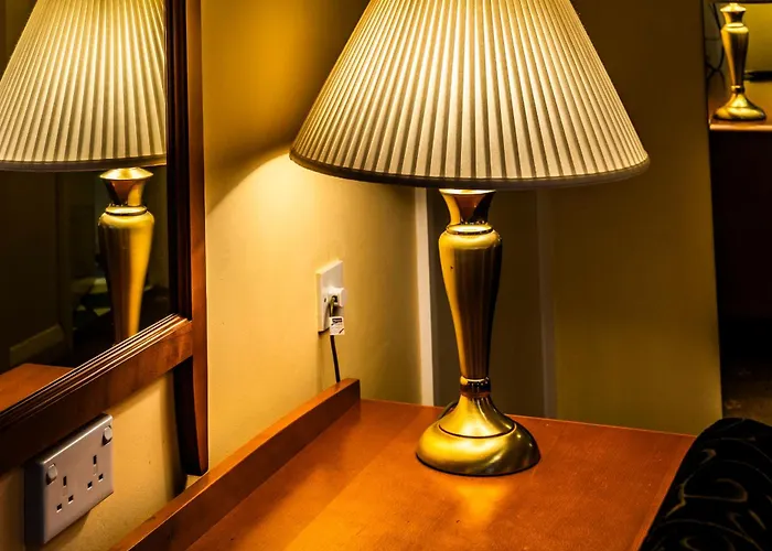 Tiverton Hotel Lounge & Venue
