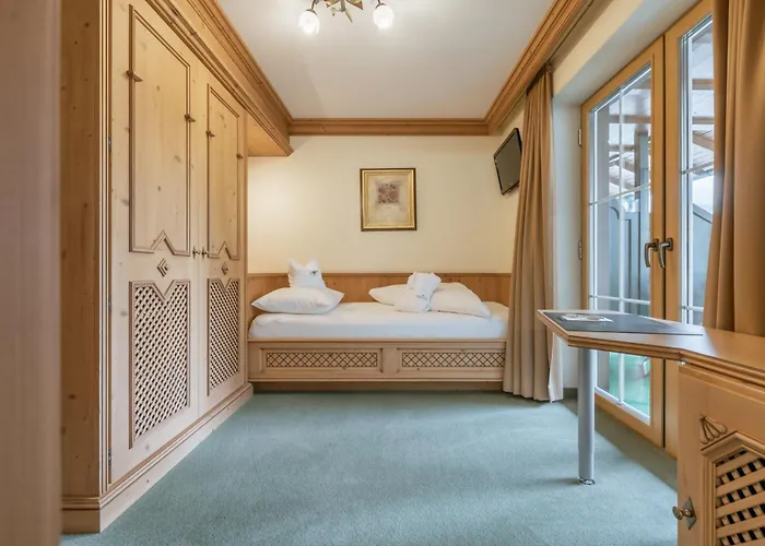 Wohlfühlhotel Garni KERSCHDORFER - adults only Kaltenbach