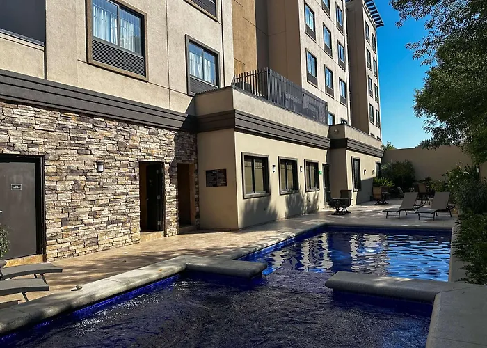 Best Western PREMIER Monterrey Aeropuerto