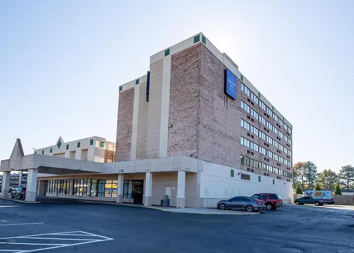 Dominion Inn And Suites