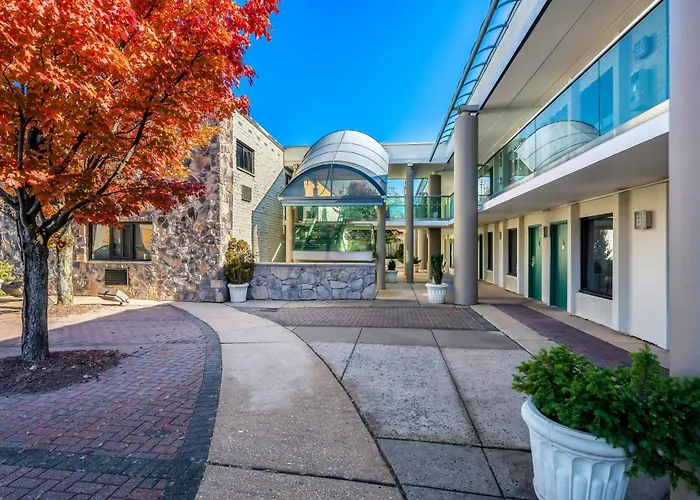 Brandywine Valley Inn Surestay Plus By Best Western
