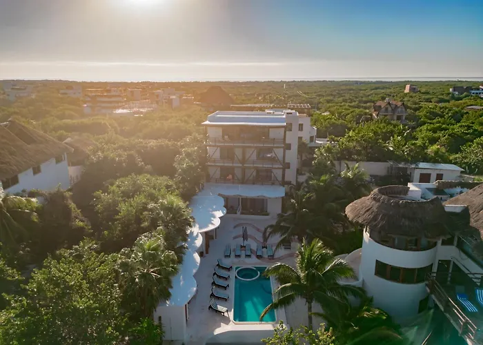 Beachfront Hotel Boutique Dk