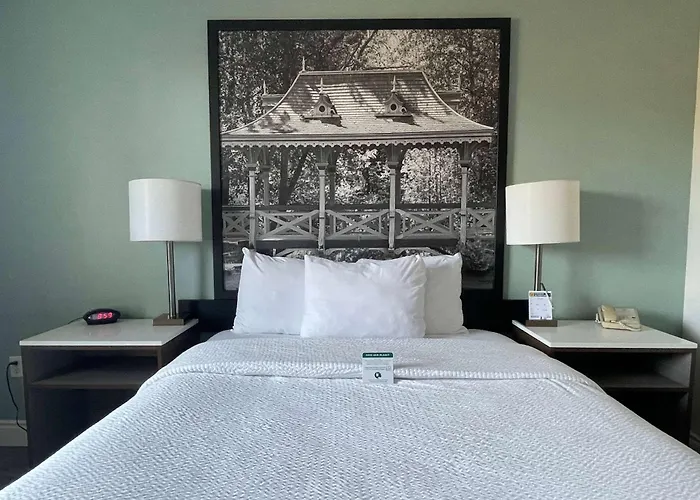 Peterborough Dog Friendly Hotels
