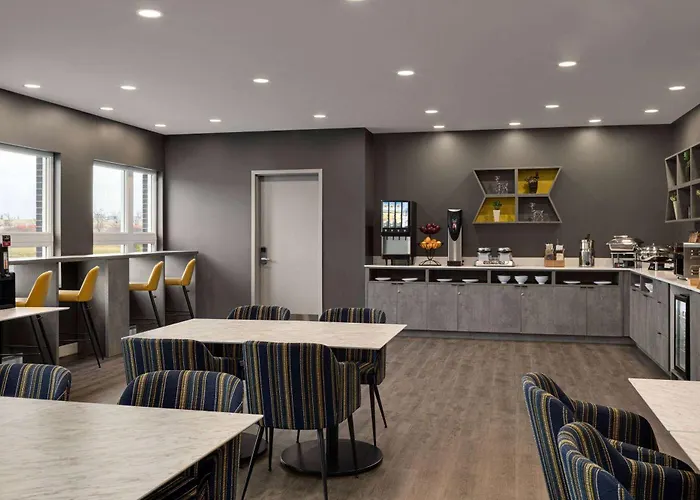 Microtel Inn & Suites By Wyndham Boisbriand