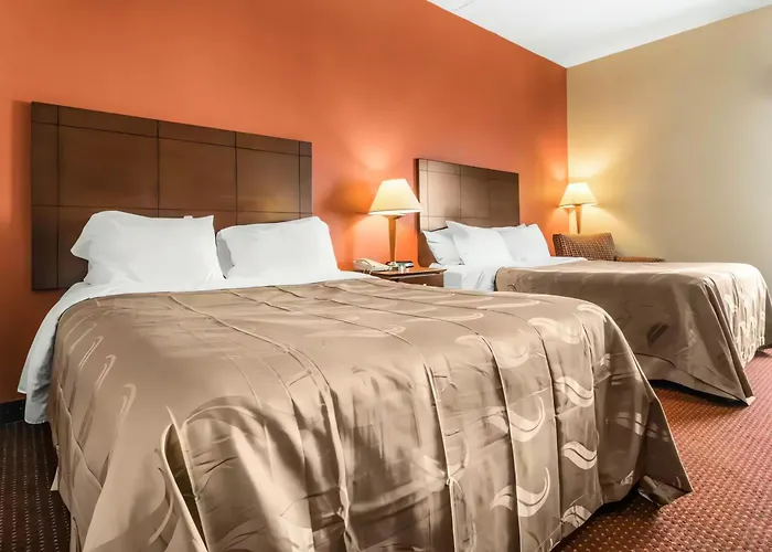 Quality Inn & Suites Lawrenceburg