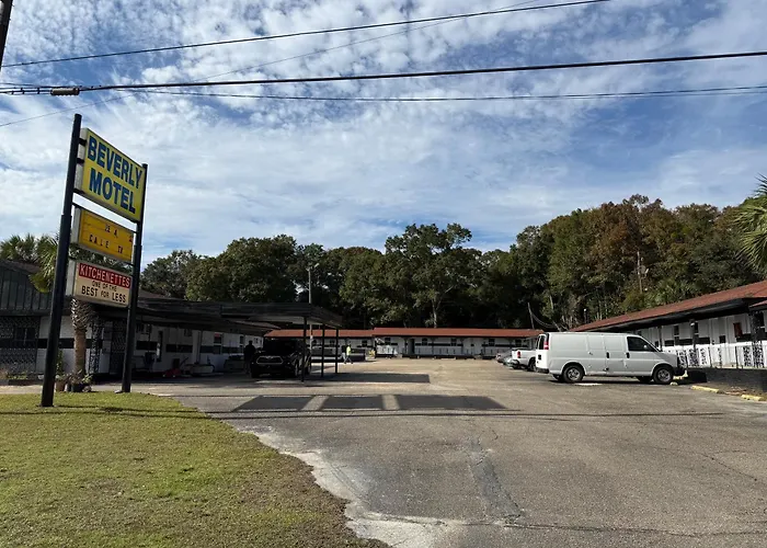 Beverly Motel