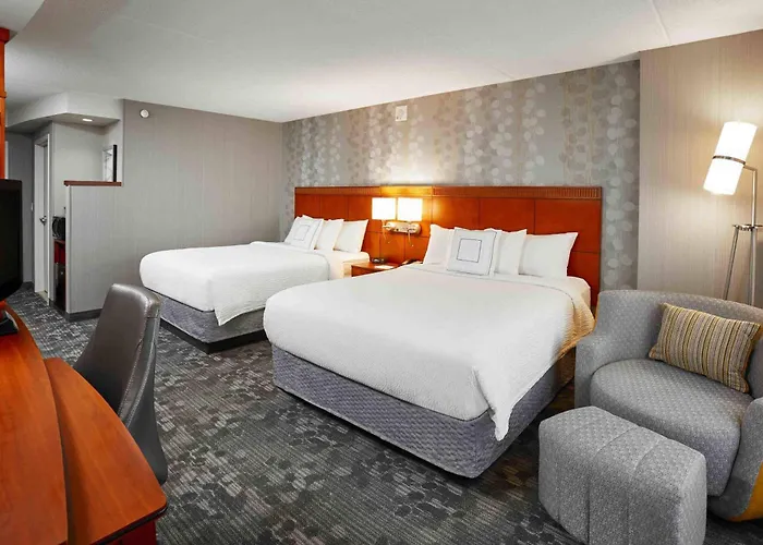 Courtyard By Marriott Toronto Brampton